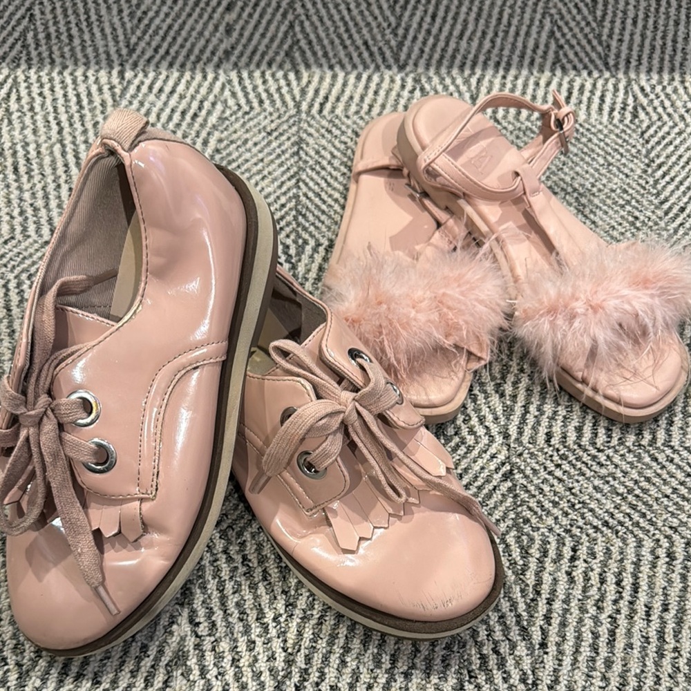 Soft Pink Girl’s Shoes